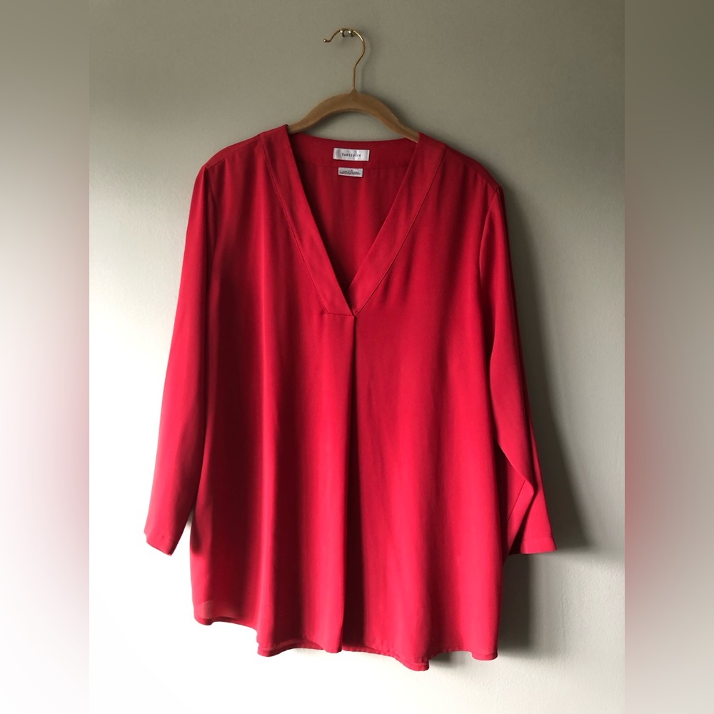 VanHeusen | Red Long-Sleeve V-Neck Blouse